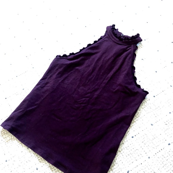Express Ruffled Halter Tank - Picture 3 of 5